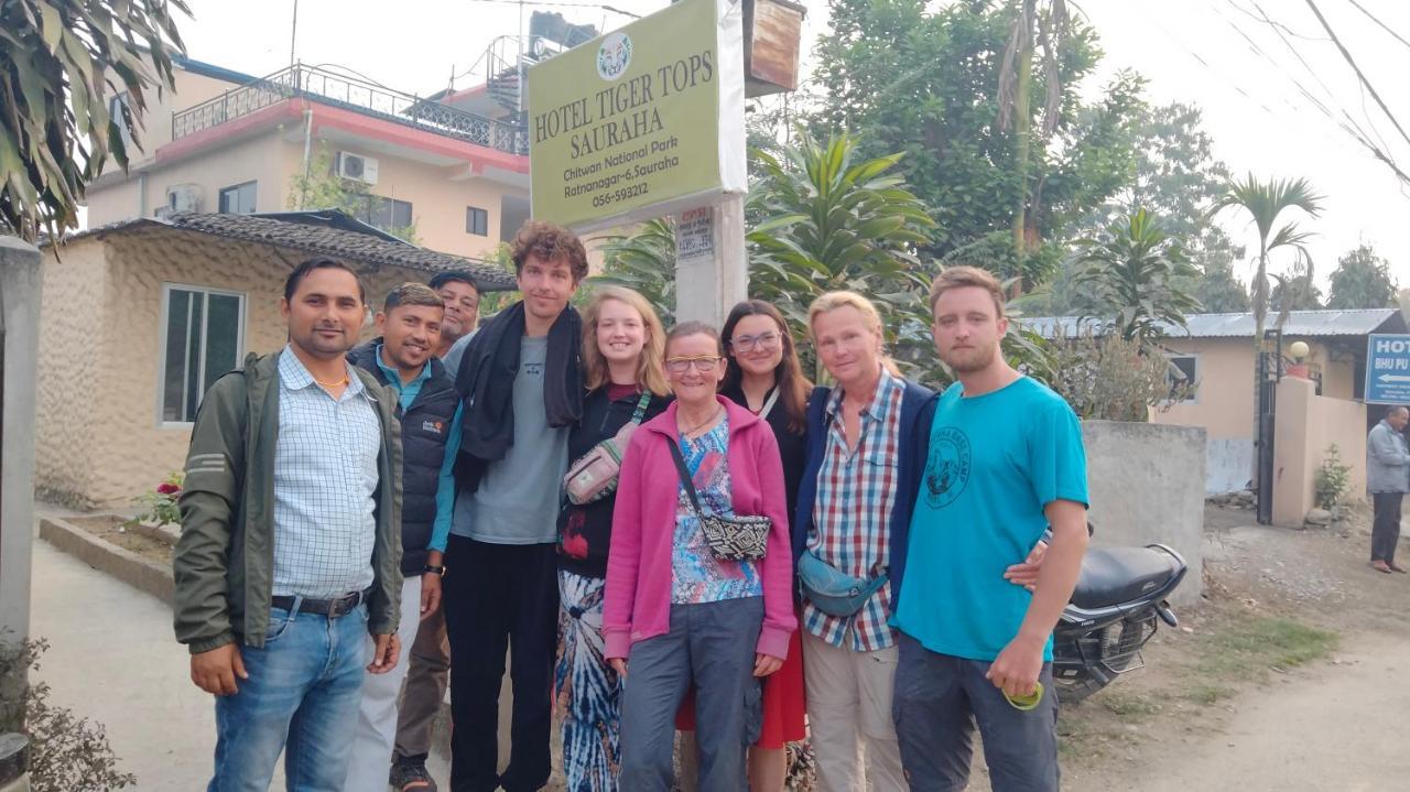 Hotel Tiger Tops Sauraha Dış mekan fotoğraf