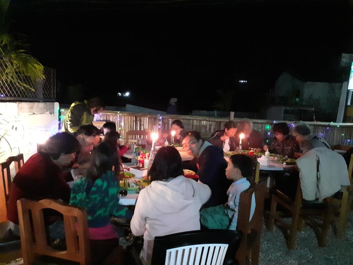 Hotel Tiger Tops Sauraha Dış mekan fotoğraf